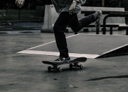 爱游戏体育官网-格列兹曼梅开二度点燃赛场，乌拉圭3-0轻取塞维利亚展现南美锋芒