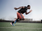 爱游戏在线-西决生死战之夜，拉亚的攻防转换艺术