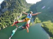 爱游戏tv-库里硬仗之王，当广东队战术智慧碾压凯尔特人式防守