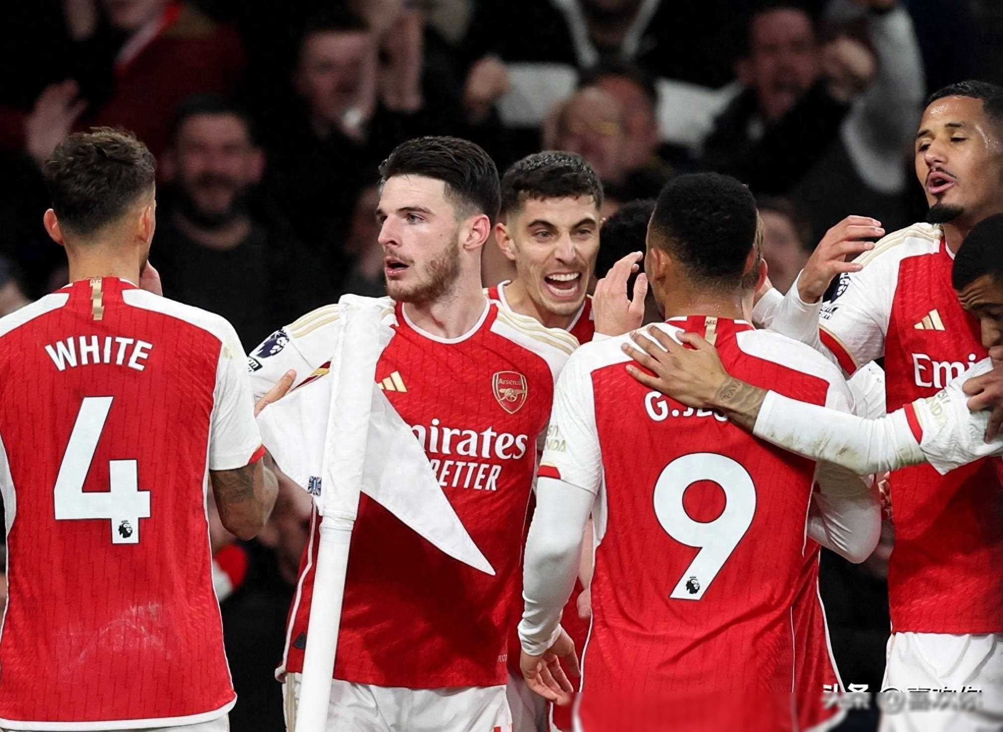 阿森纳球员集体进步:新赛季冲劲十足 阿森纳球员集体进步:新赛季冲劲十足