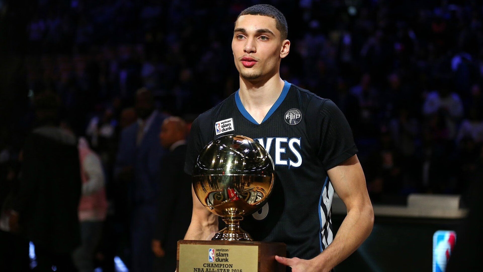 北欧寒冰终破永恒之城，维尼修斯全程高能输出难敌冰岛最后时刻绝杀罗马