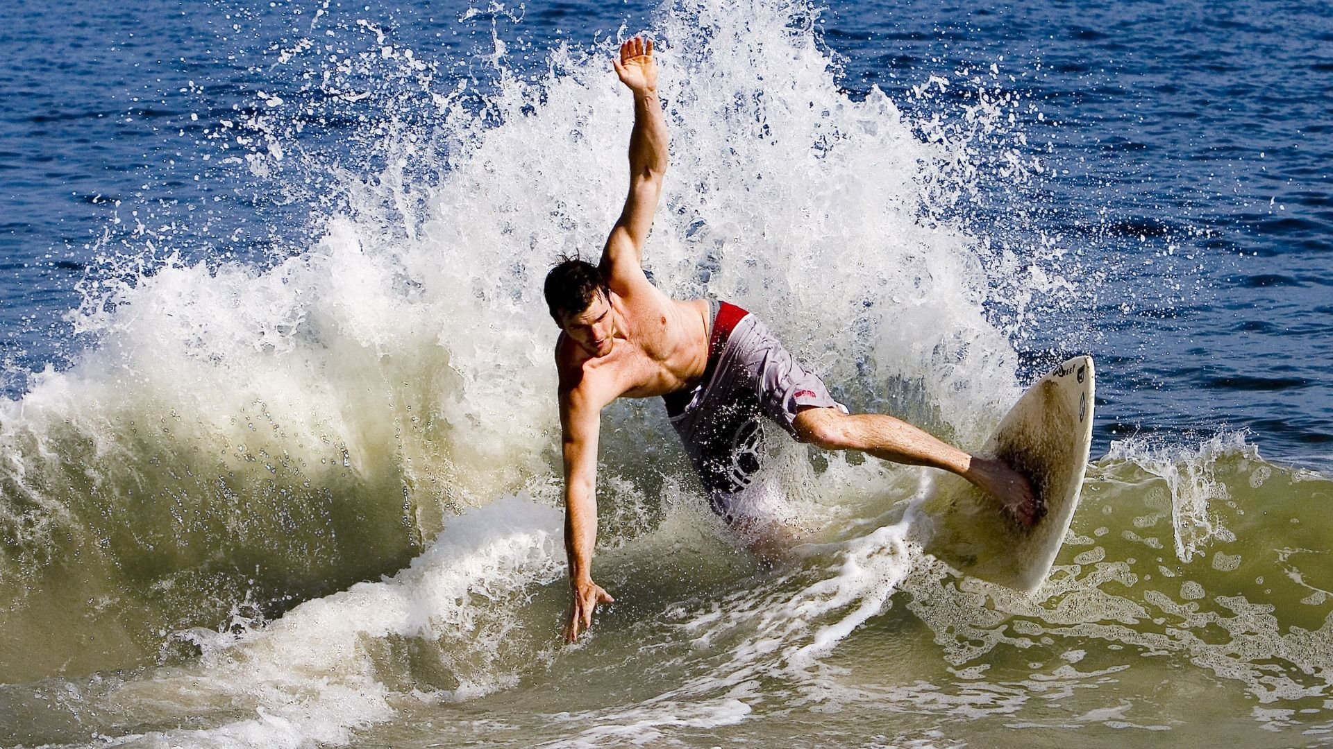 当东方铁壁遇上西方快枪,天津队战术完胜勇士,福克斯空砍纪录夜