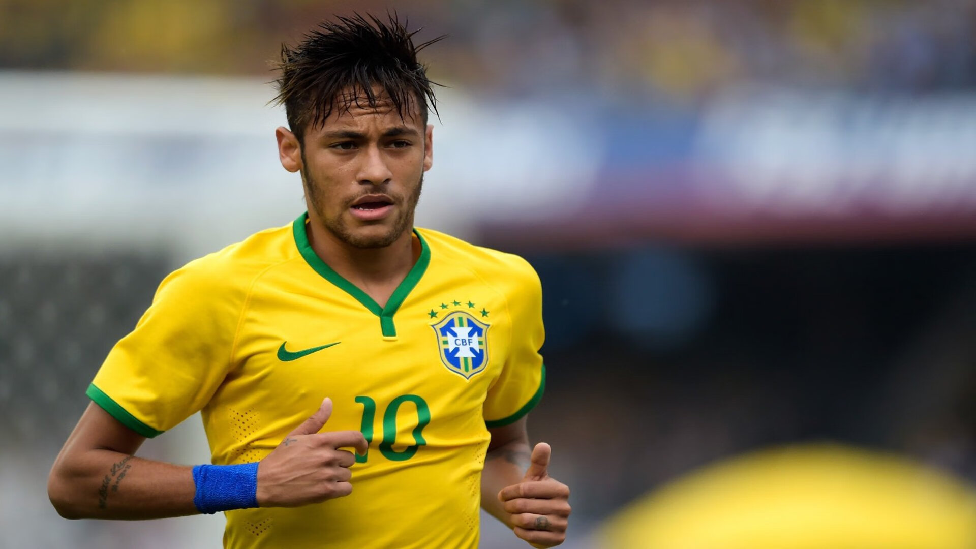 银箭与绿魔的缠斗,佩雷兹绝杀点燃巴林之夜,索伯鏖战力压阿斯顿马丁